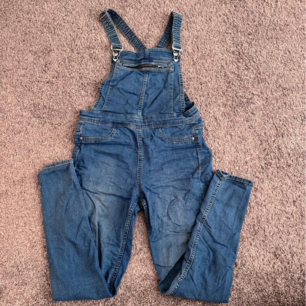 Cross back overalls zipper pocket stretchy HM skinny fit lightweight denim
